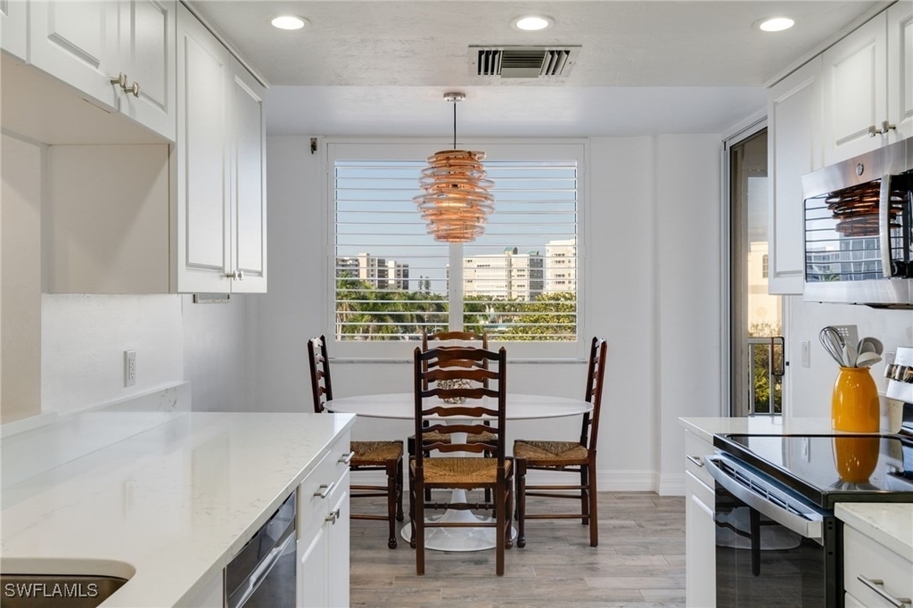 11118 Gulf Shore Drive - Photo 11