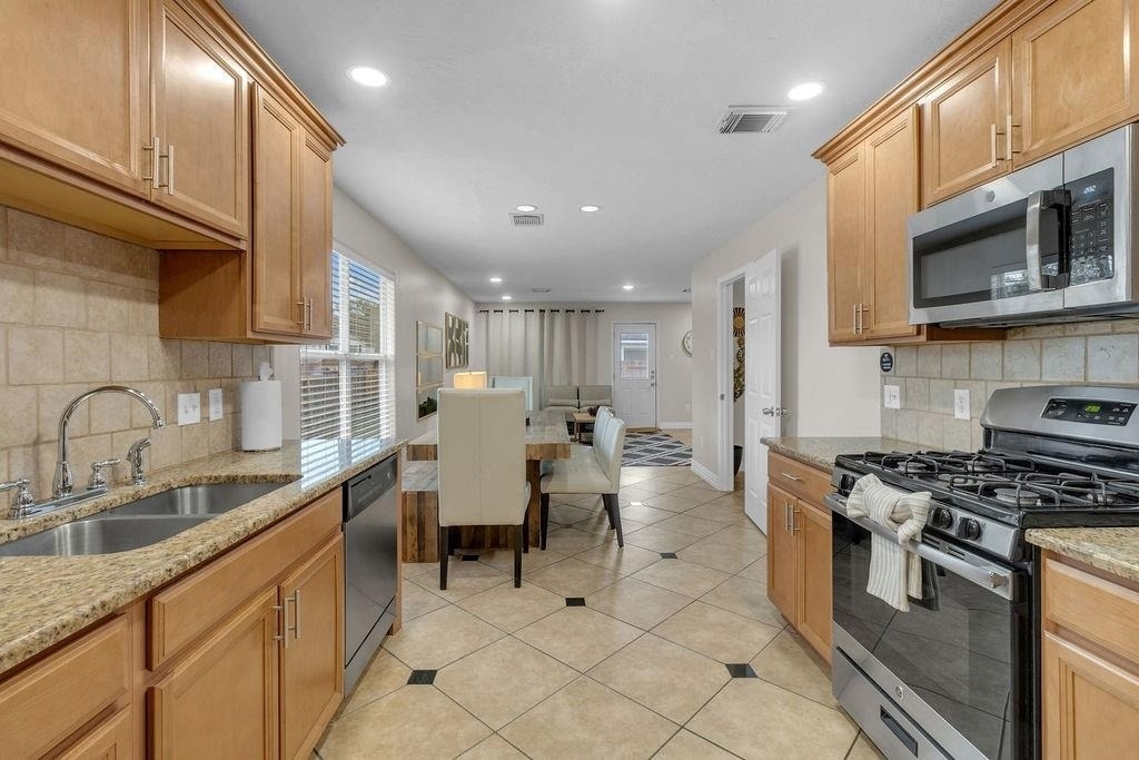 746 Cape Cottage Lane - Photo 17