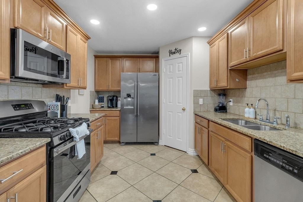 746 Cape Cottage Lane - Photo 1