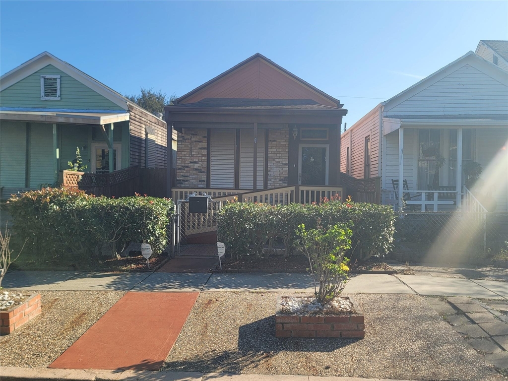 3321 Avenue M - Photo 0
