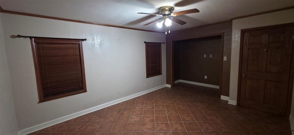 3321 Avenue M - Photo 10