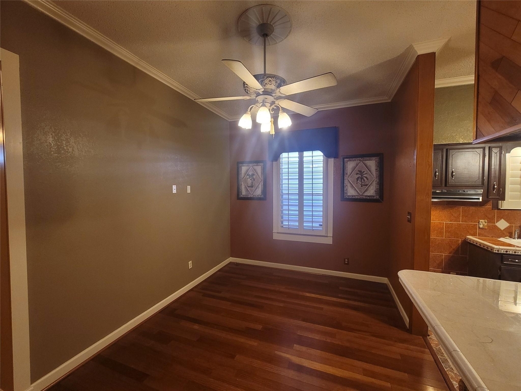 3321 Avenue M - Photo 5