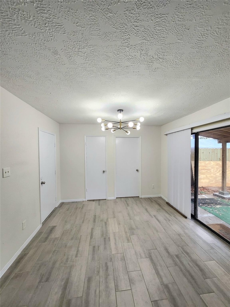 10047 Emerald Creek Drive - Photo 24