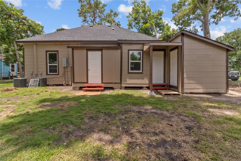 436 E Peach Street - Photo 3