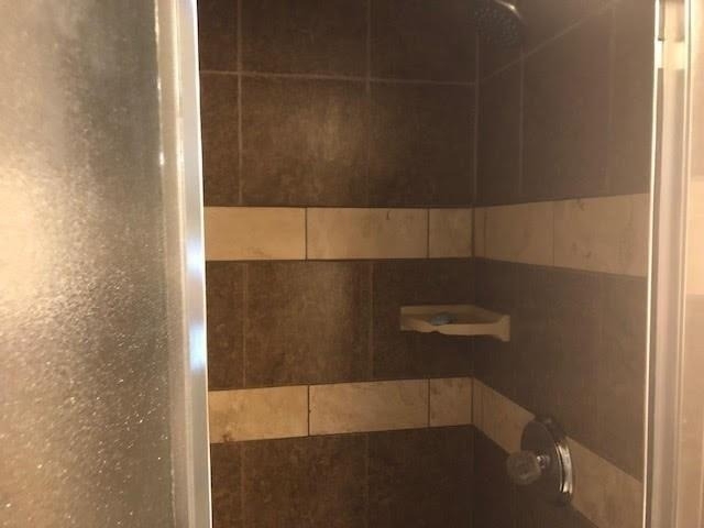 208 1/2 Avenue A - Photo 22