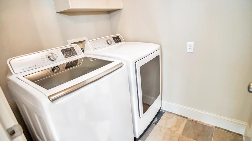 1611 Silver Street - Photo 12