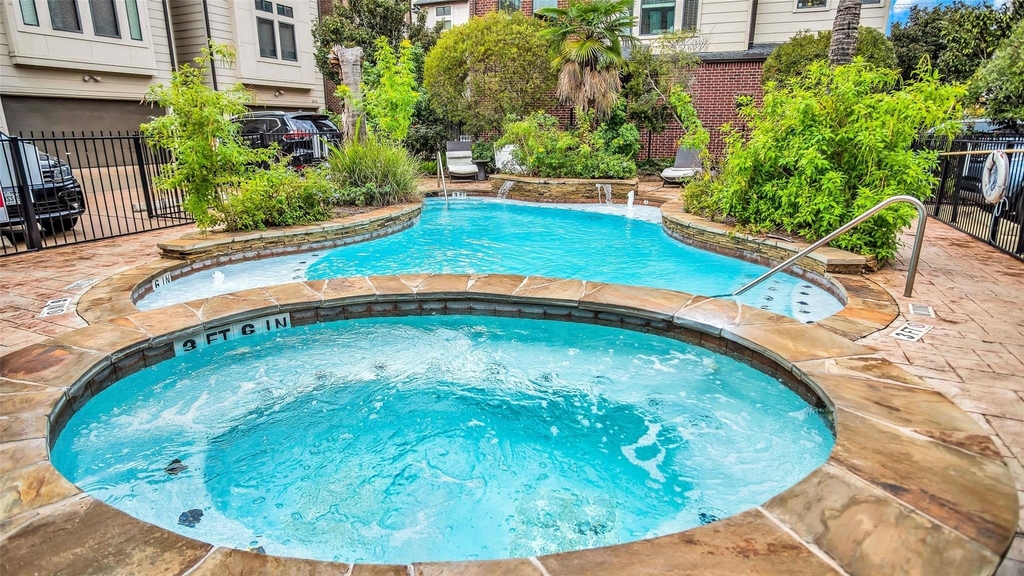 1611 Silver Street - Photo 30