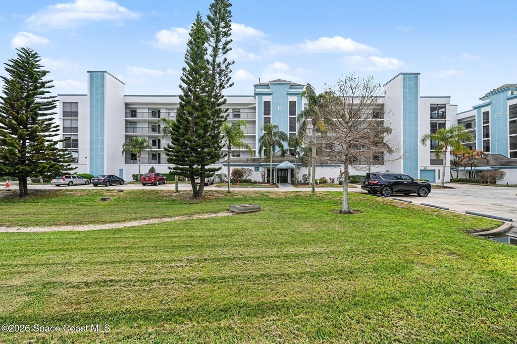3613 S Banana River Boulevard - Photo 15