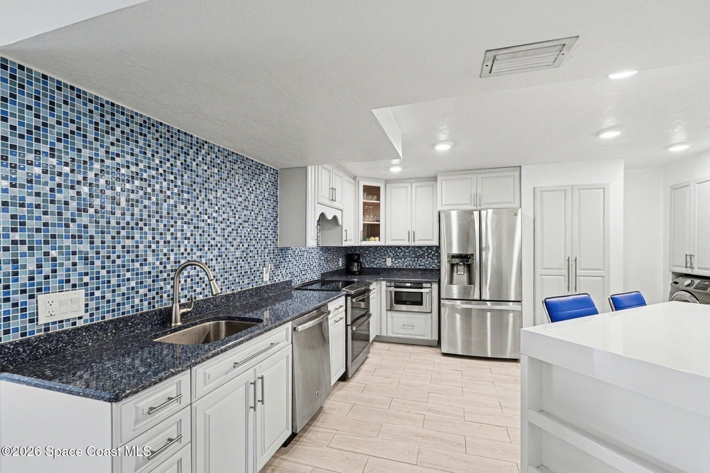 3613 S Banana River Boulevard - Photo 3
