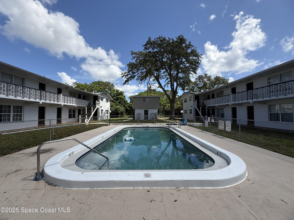 1440 Parkway Drive - Photo 29