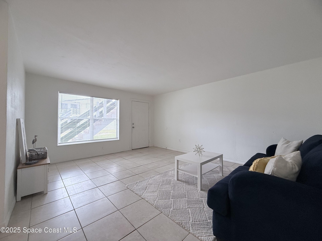 1440 Parkway Drive - Photo 2