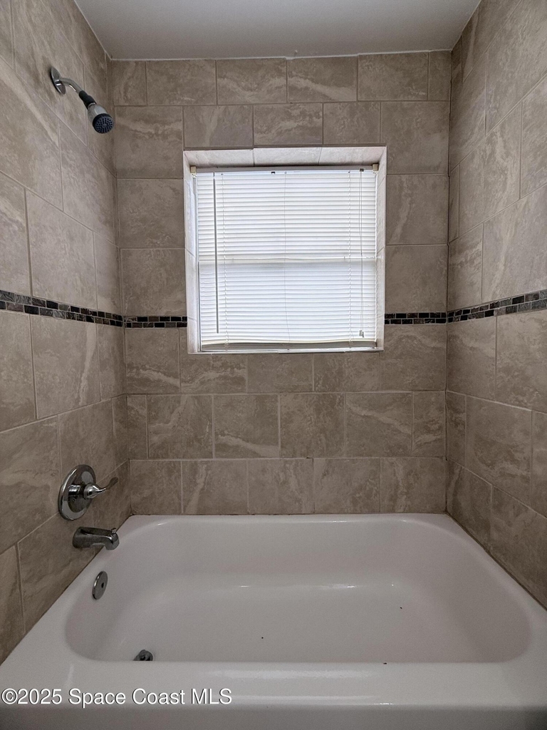 1440 Parkway Drive - Photo 22