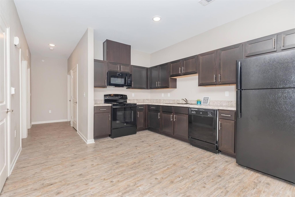 11777 Nicholson Dr - Photo 16