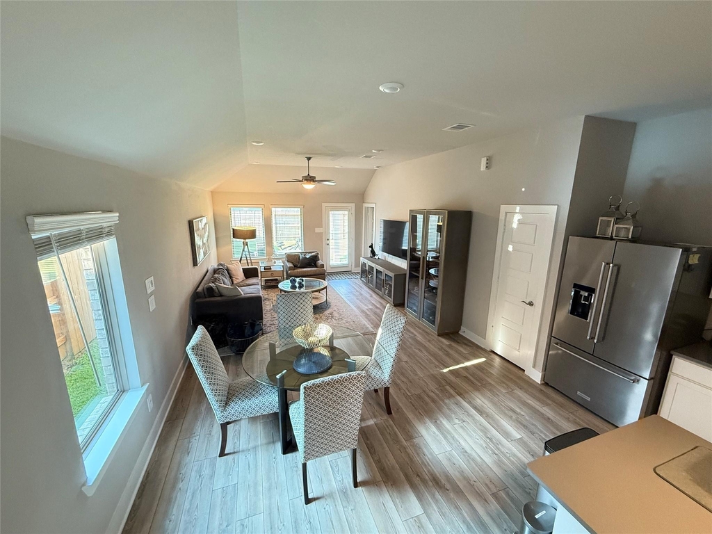 10542 Preserve Way - Photo 2