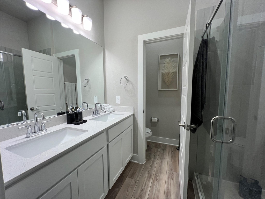 10542 Preserve Way - Photo 9