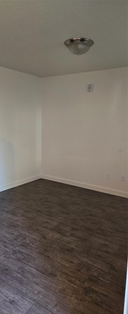 21155 Gosling Road - Photo 9