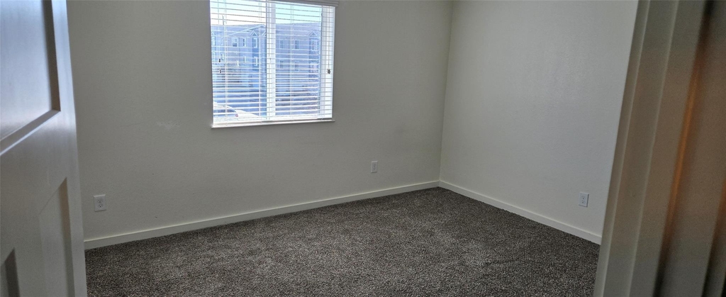 21155 Gosling Road - Photo 6