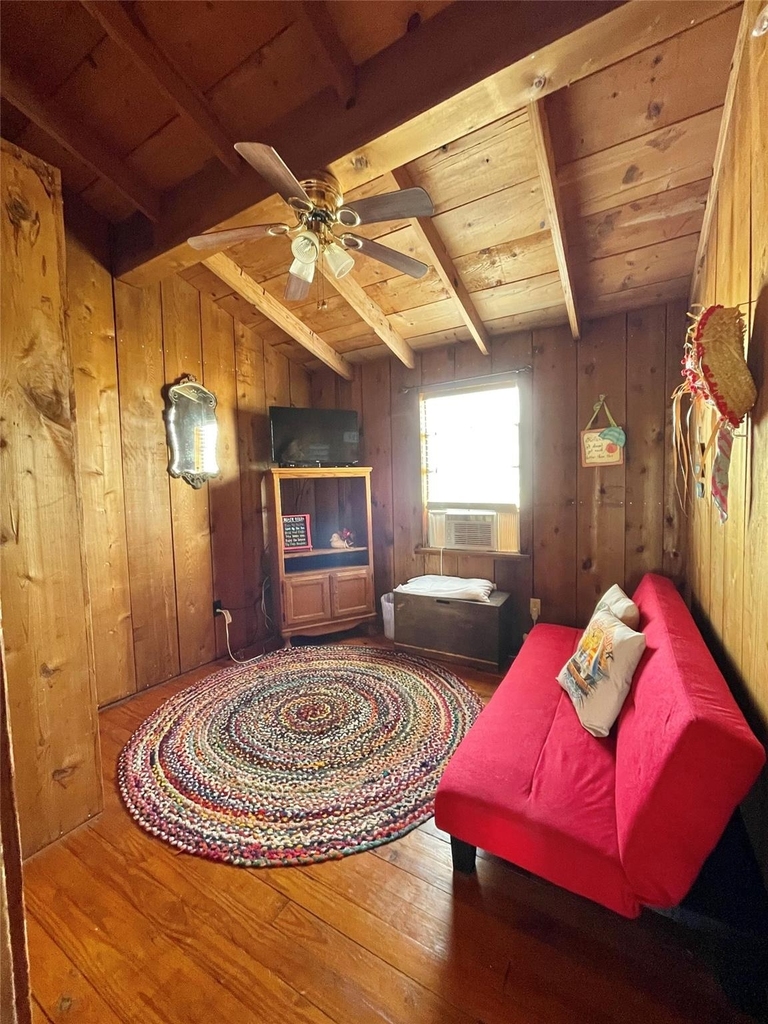 1111 Surf Drive - Photo 12