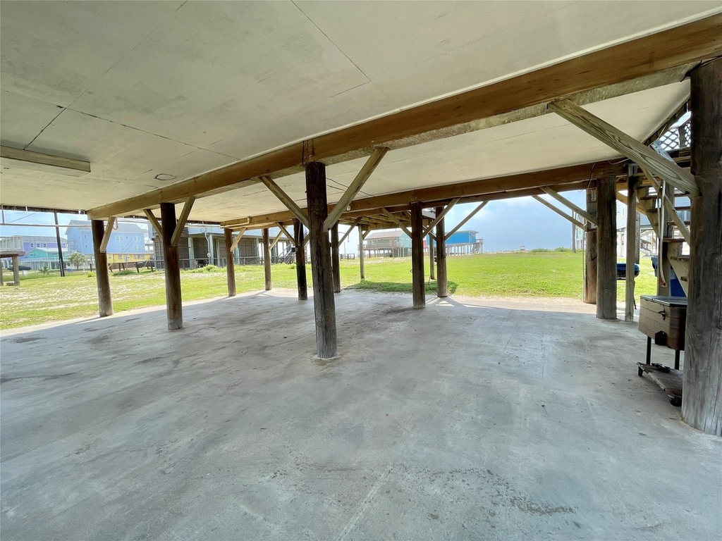 1111 Surf Drive - Photo 29