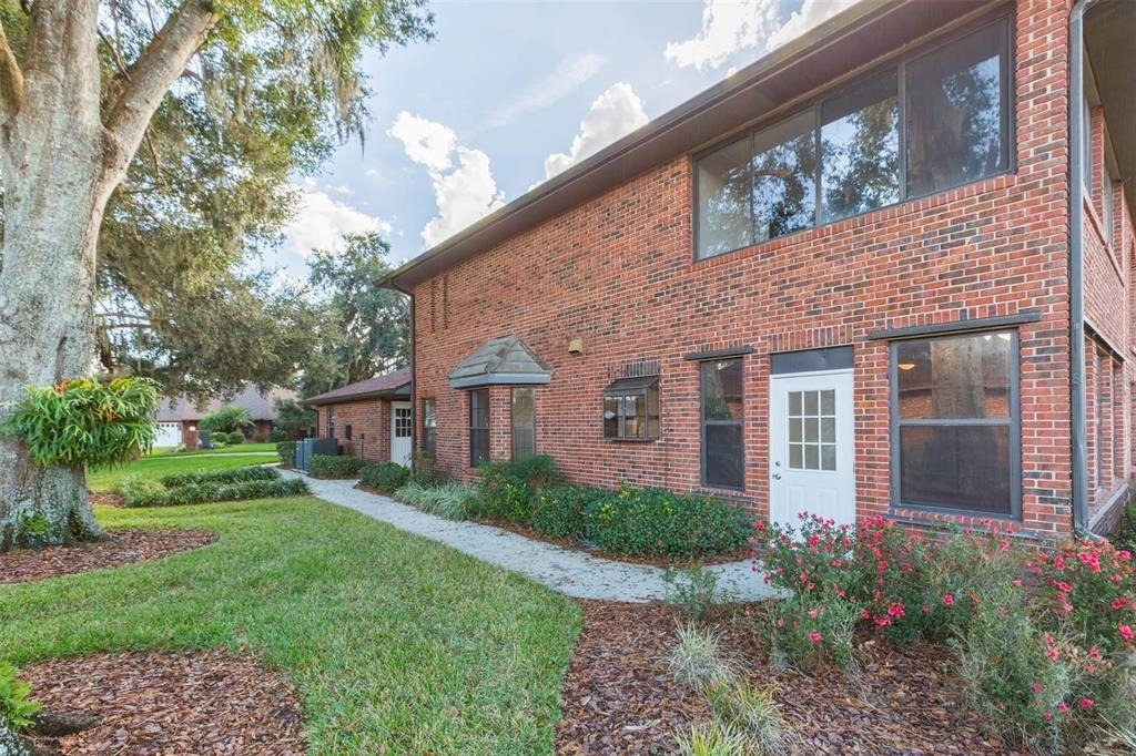 6545 Brentwood Drive - Photo 40