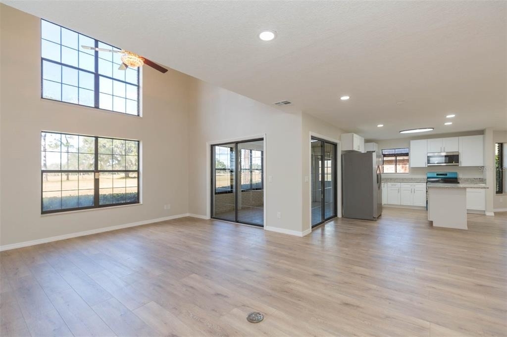 6545 Brentwood Drive - Photo 3