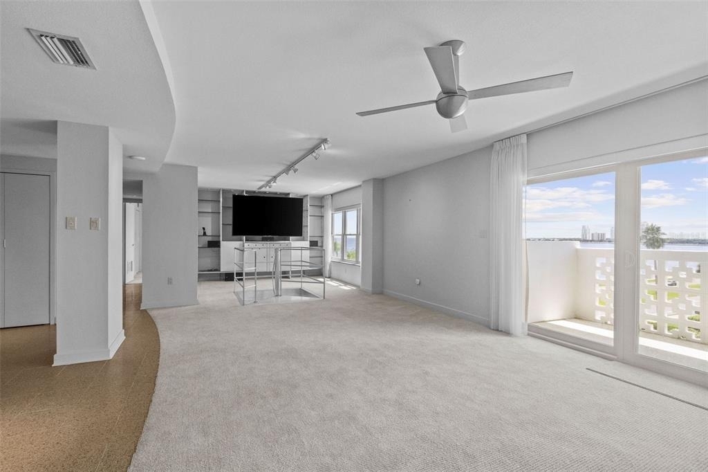 2401 Bayshore Boulevard - Photo 9