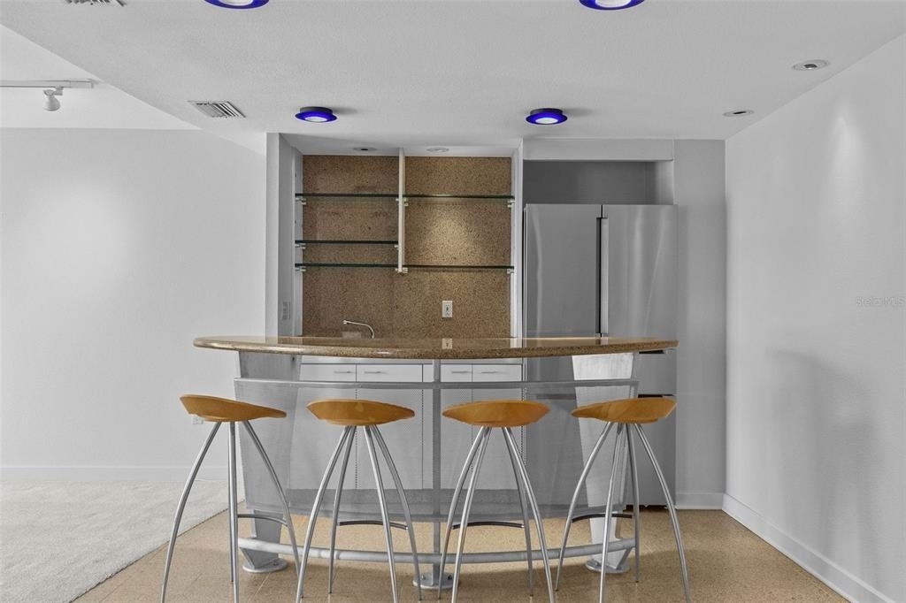 2401 Bayshore Boulevard - Photo 12