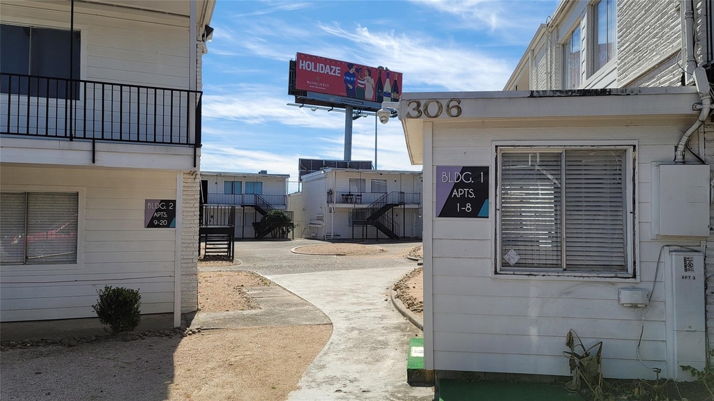 306 North Street - Photo 10