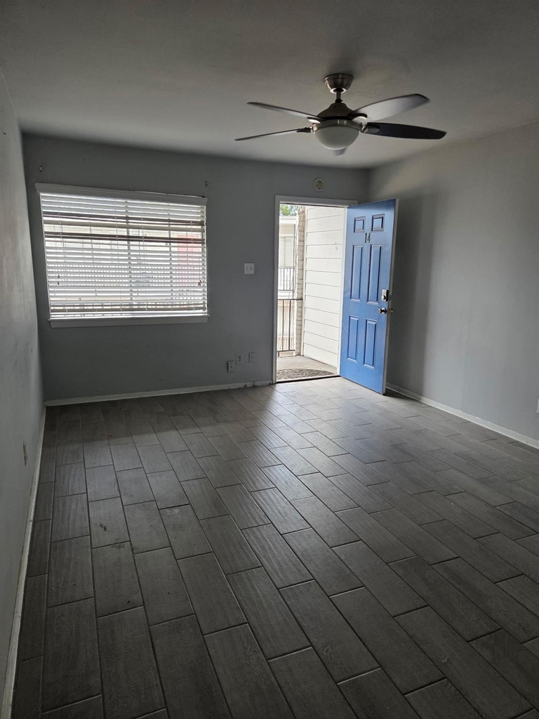 306 North Street - Photo 0