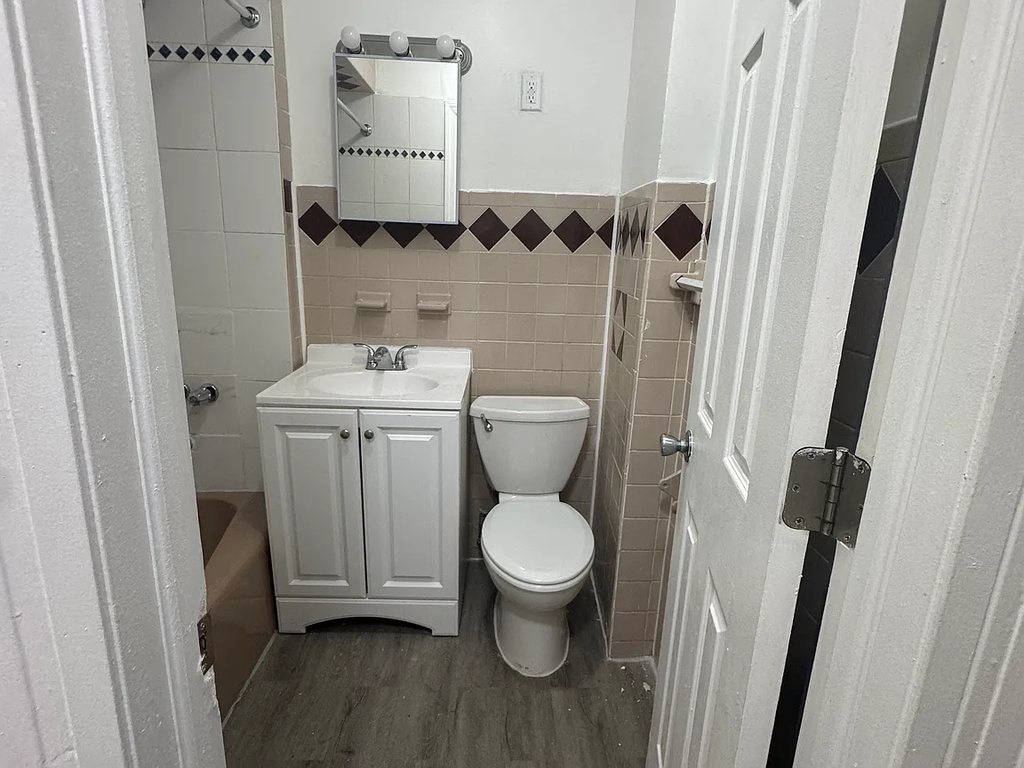 2026 Ryer Avenue - Photo 9