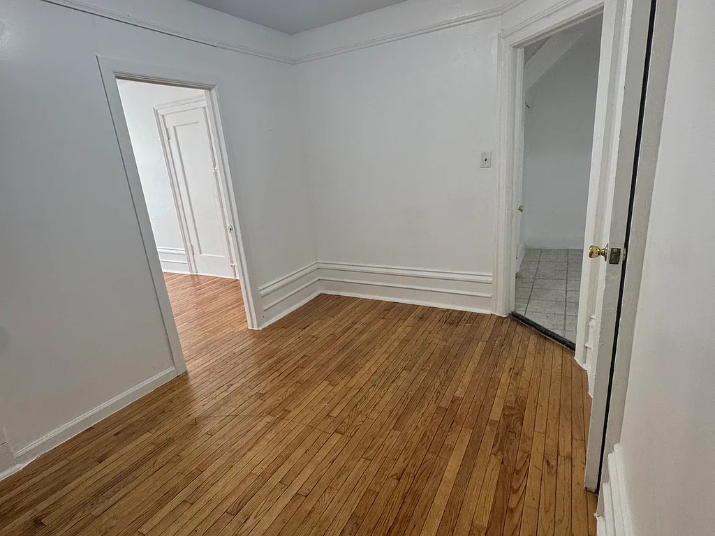 2026 Ryer Avenue - Photo 5