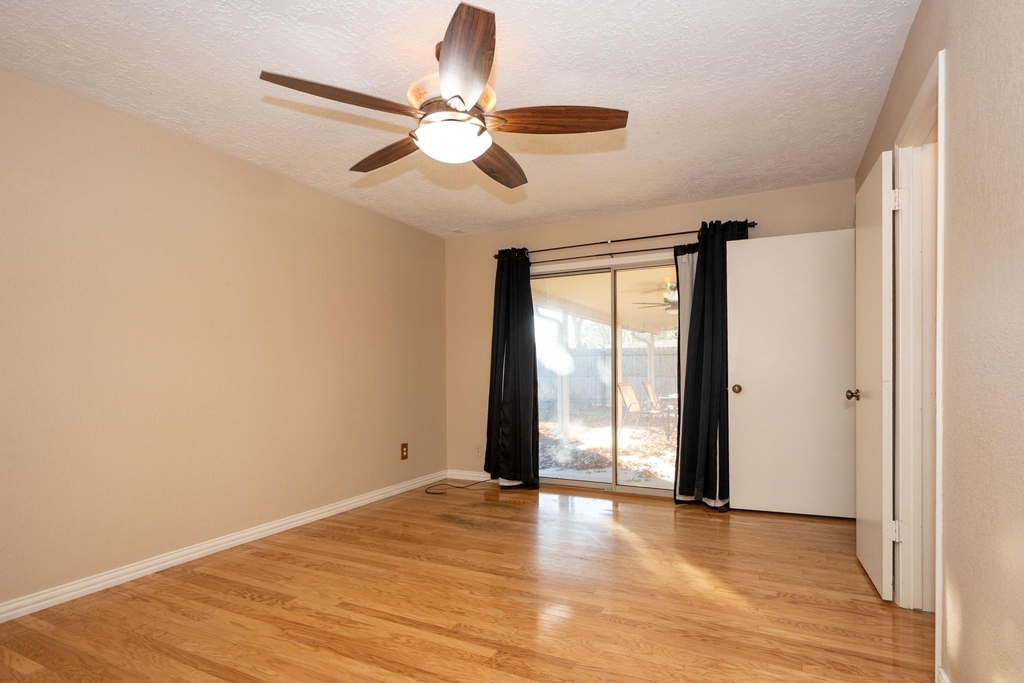 22811 Elkana Deane Lane - Photo 16