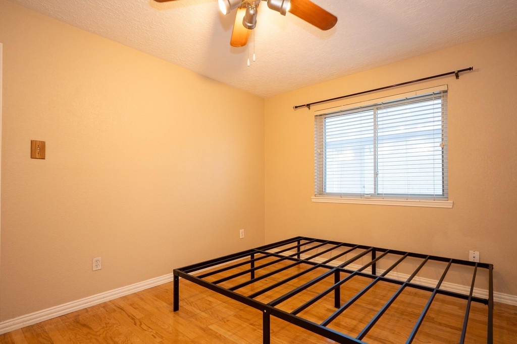 22811 Elkana Deane Lane - Photo 25
