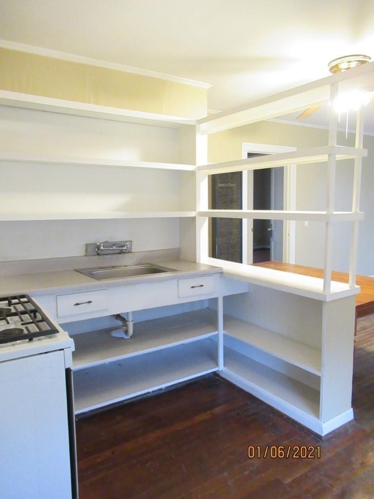 318 Circle Way Street - Photo 6