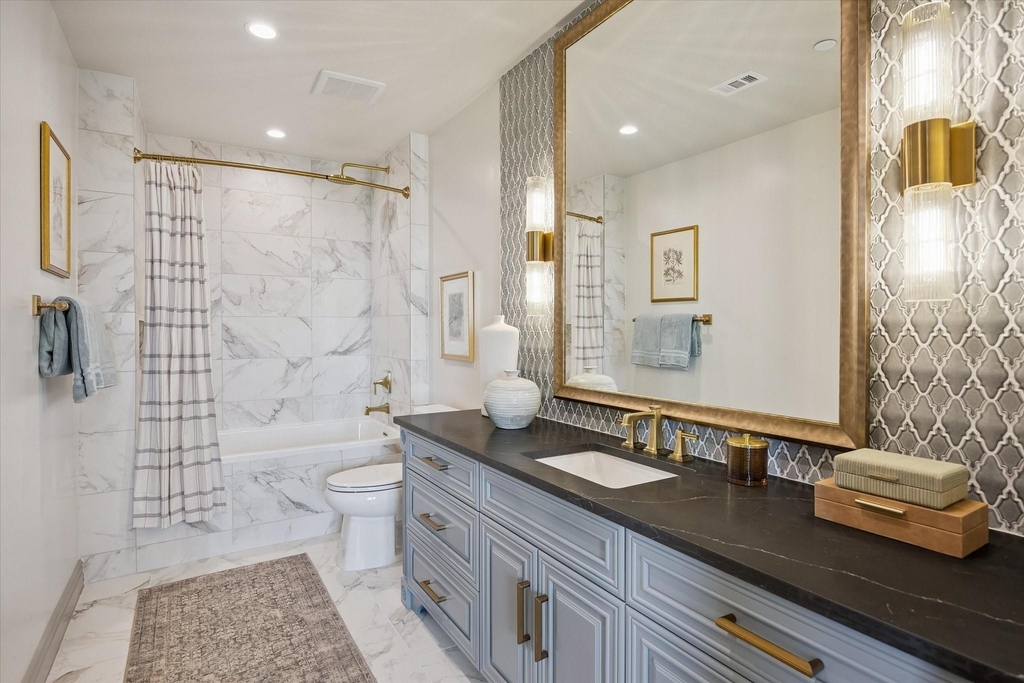 1717 Bissonnet Street - Photo 44