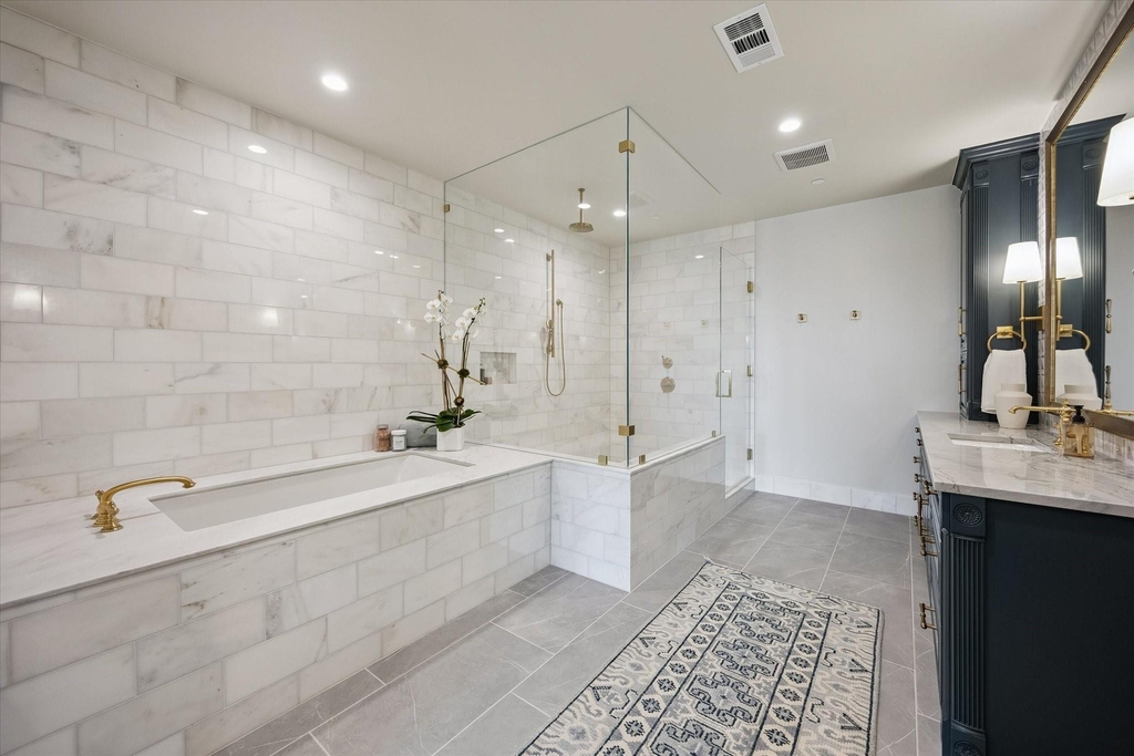 1717 Bissonnet Street - Photo 38