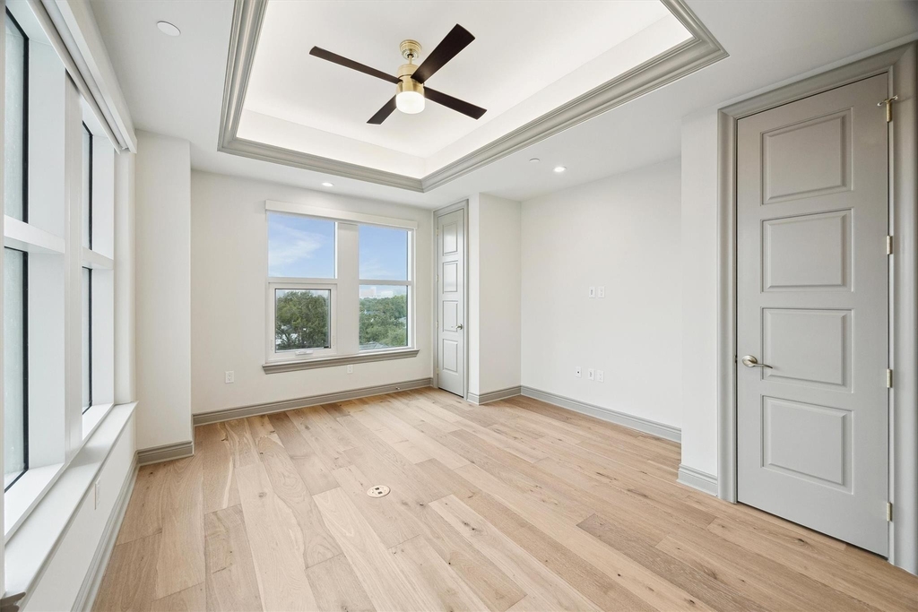 1717 Bissonnet Street - Photo 24