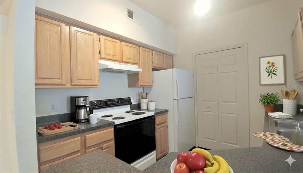 6025 Westgate Drive - Photo 5
