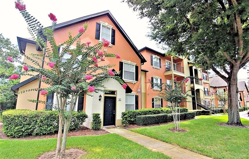 6025 Westgate Drive - Photo 2