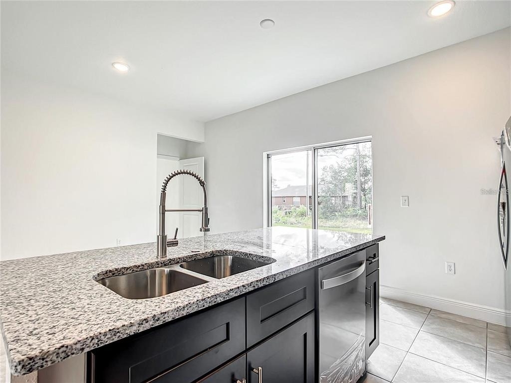 406 Marion Oaks Trail - Photo 15
