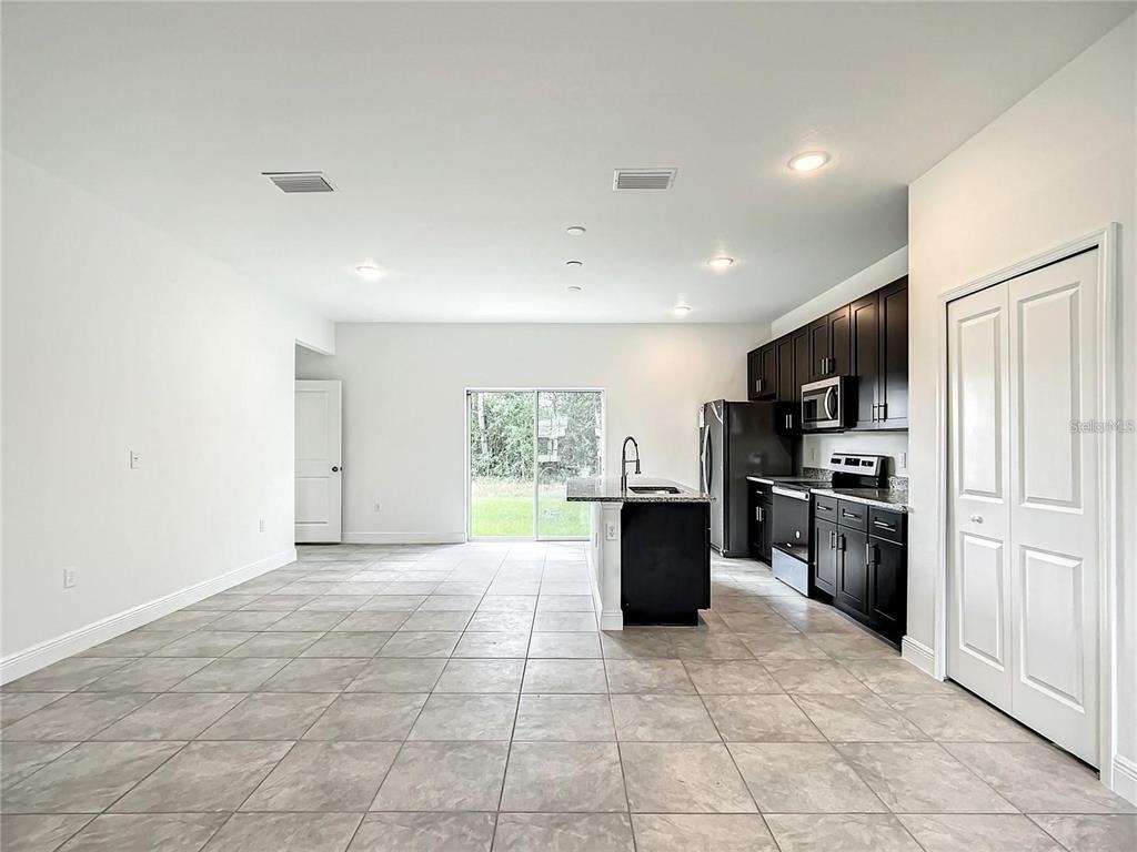 406 Marion Oaks Trail - Photo 19