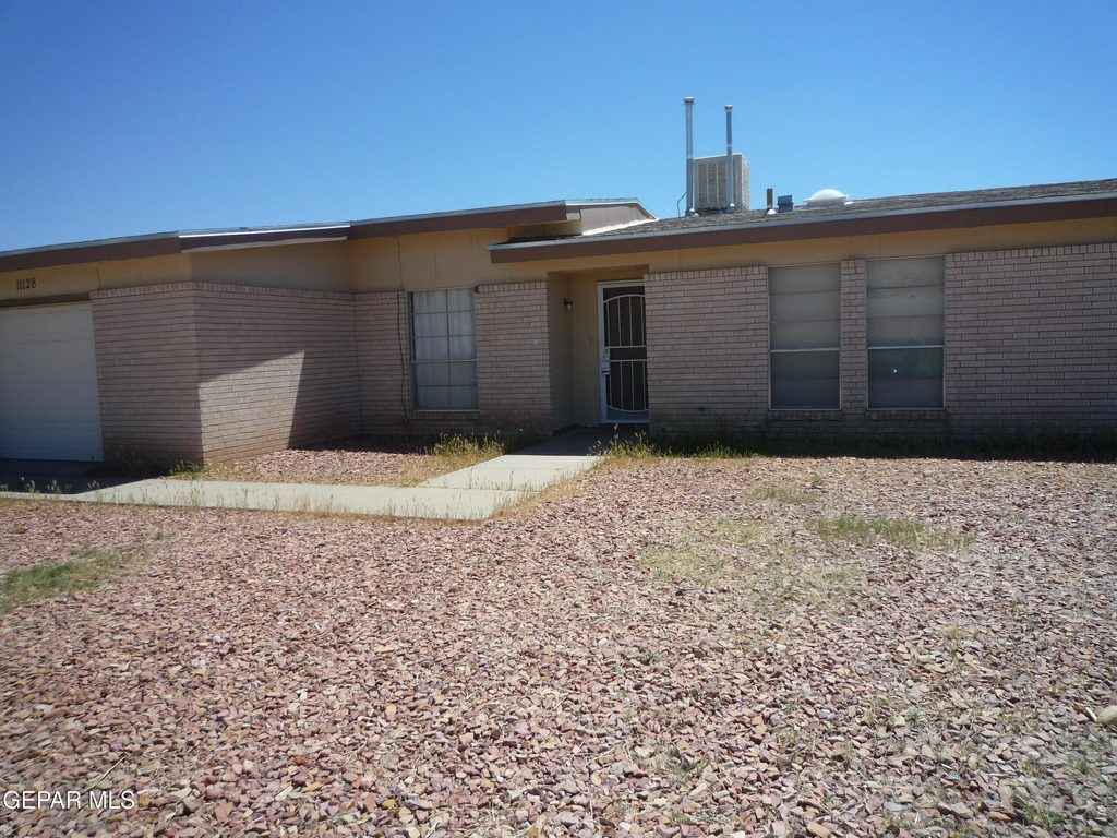 11128 Wharf Cove Drive - Photo 0