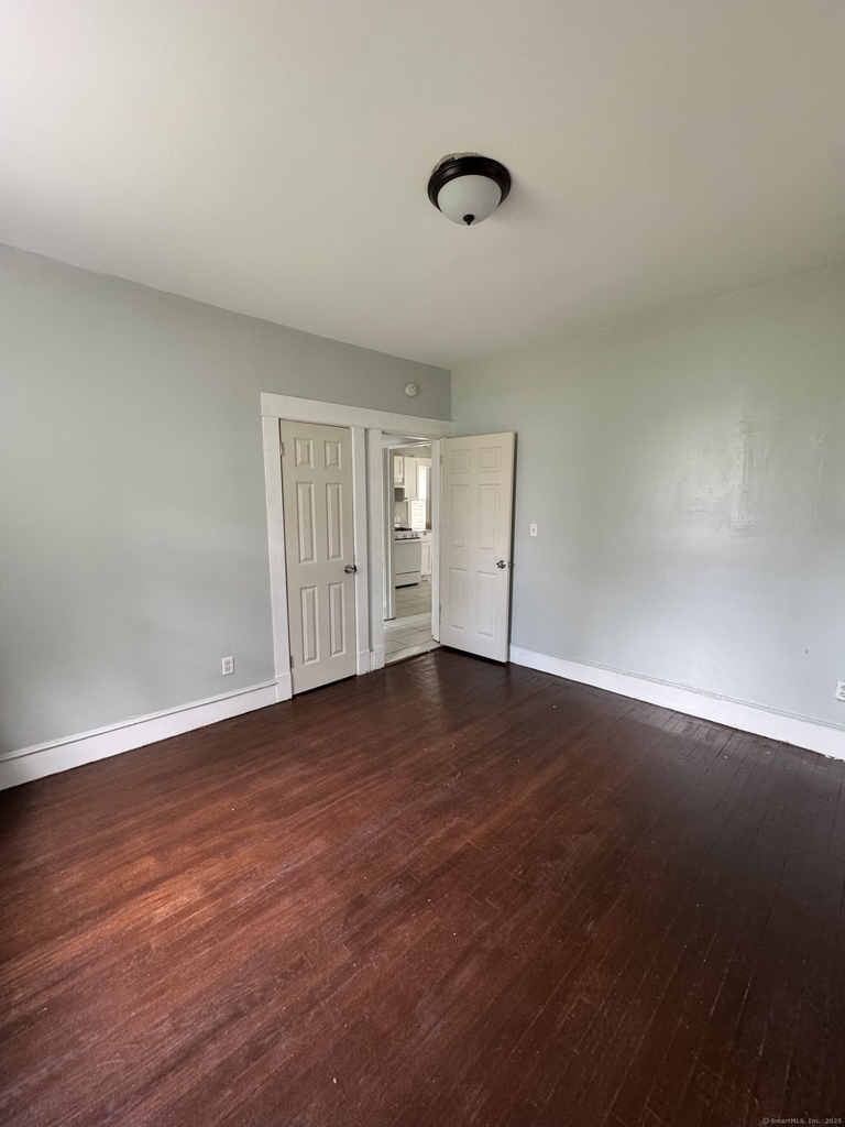 918 Winchester Avenue - Photo 7