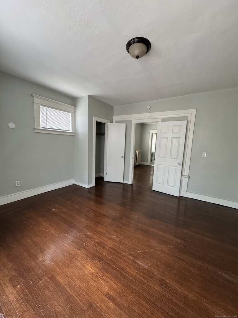 918 Winchester Avenue - Photo 6