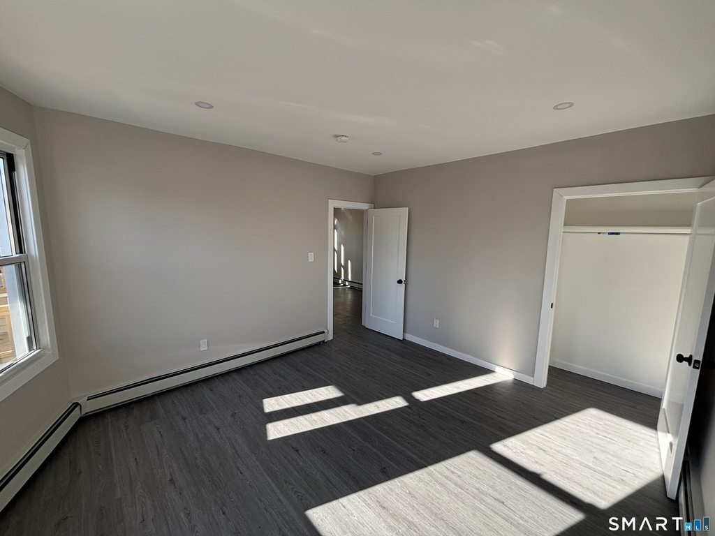 82-86 Waldorf Avenue - Photo 5