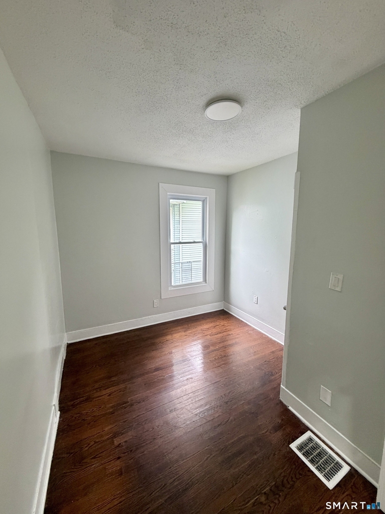 139 Poplar Street - Photo 11