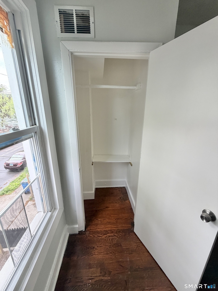 139 Poplar Street - Photo 9