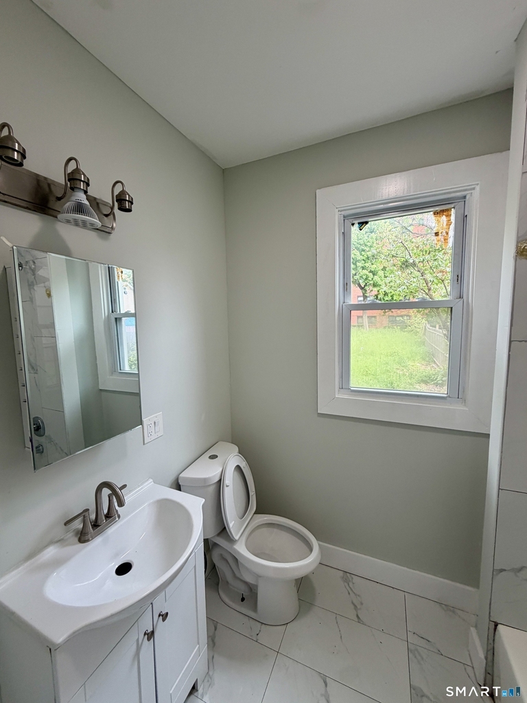 139 Poplar Street - Photo 3