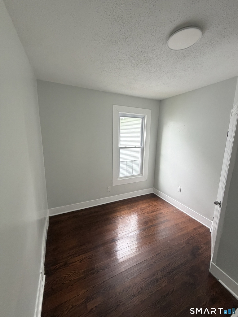 139 Poplar Street - Photo 12