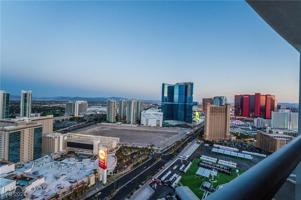 200 W Sahara Avenue - Photo 10